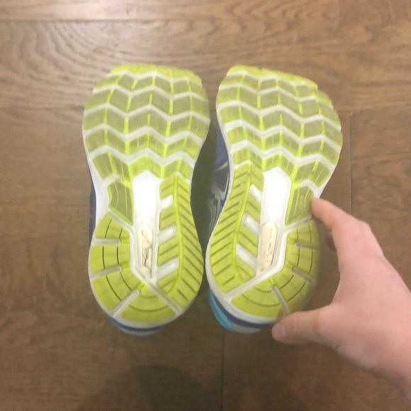 Saucony Triumph ISO 3 Teal and Purple Athletic Shoes - Picture 4 of 5